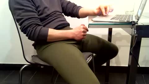 Mask07 online show from March 10, 2025, 8:01 pm