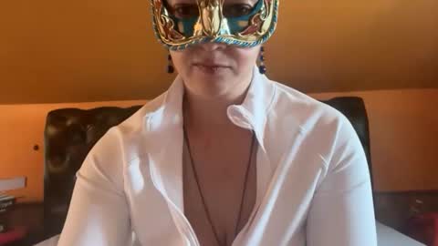 Snapshot of maskedflirt3 chatting on April 9, 2026, 4:34 pm maskedflirt3 online show from April 9, 2026, 4:34 pm