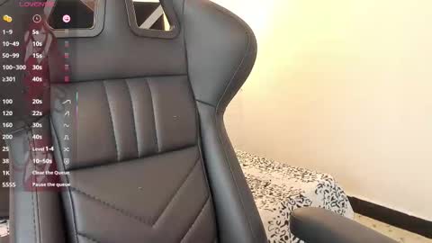 Scarlet  online show from February 7, 2026, 7:06 pm