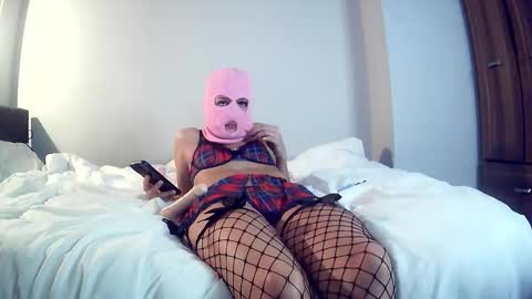 Masked Maeve online show from October 22, 2025, 5:24 pm