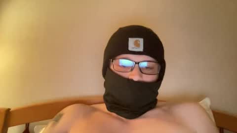 maskedupleo online show from September 20, 2025, 6:58 am