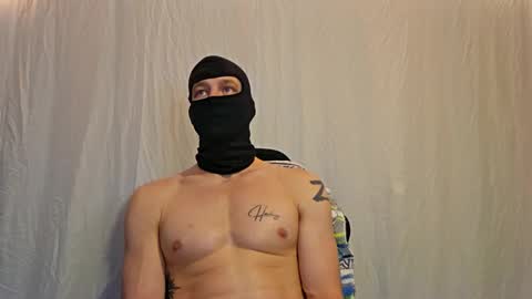 Snapshot of maskedyogaman chatting on February 19, 2026, 2:51 am maskedyogaman online show from February 19, 2026, 2:51 am