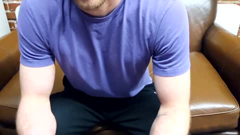 Snapshot of maskedyogaman chatting on February 20, 2026, 4:18 pm maskedyogaman online show from February 20, 2026, 4:18 pm