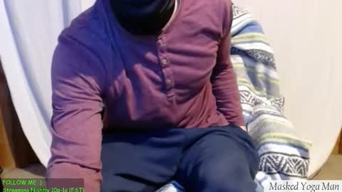 Snapshot of maskedyogaman chatting on March 16, 2026, 1:55 am maskedyogaman online show from March 16, 2026, 1:55 am