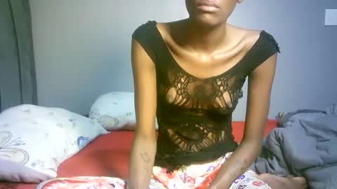 maskgang001 online show from November 10, 2025, 2:10 am