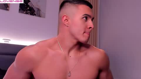 Snapshot of mason_bennet chatting on November 5, 2025, 11:16 pm Mason Bennet online show from November 5, 2025, 11:16 pm