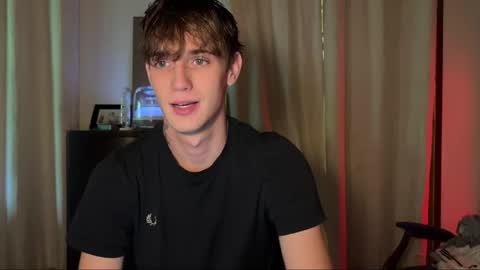 Snapshot of mason_gallagher chatting on May 6, 2026, 3:06 pm Mason online show from May 6, 2026, 3:06 pm