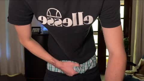 Snapshot of mason_gallagher chatting on May 19, 2026, 3:51 pm Mason online show from May 19, 2026, 3:51 pm