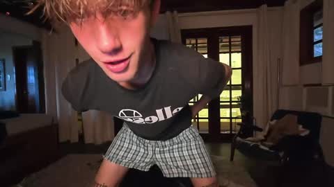 Snapshot of mason_gallagher chatting on May 20, 2026, 1:50 pm Mason online show from May 20, 2026, 1:50 pm
