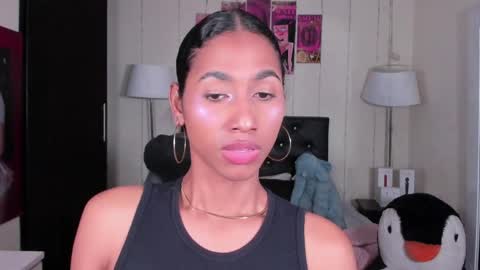 massielhot online show from April 9, 2026, 12:43 am