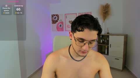 Massimo online show from February 15, 2026, 9:22 pm