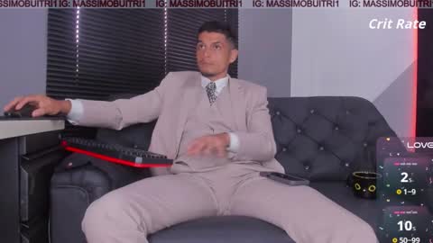 I am Massimo online show from November 27, 2025, 3:36 pm