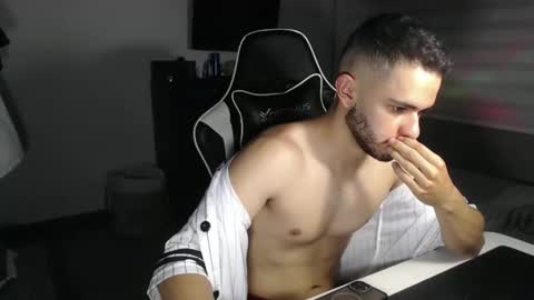 massimo online show from November 30, 2025, 10:58 pm