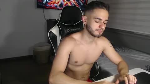 massimo online show from December 23, 2025, 2:53 am