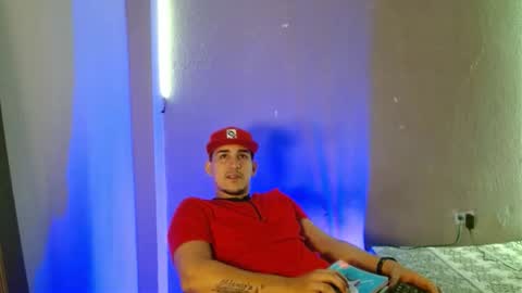 massimo_vidal online show from November 27, 2025, 6:43 pm