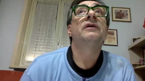 massimoxsempre online show from December 2, 2024, 2:19 pm