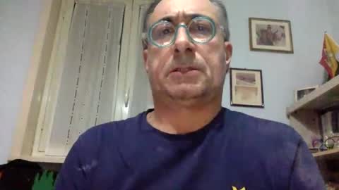 massimoxsempre online show from December 13, 2024, 3:49 am
