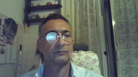 massimoxsempre online show from October 15, 2025, 7:03 pm