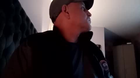 Snapshot of massivecock1980604187 chatting on October 19, 2025, 3:01 pm massivecock1980604187 online show from October 19, 2025, 3:01 pm