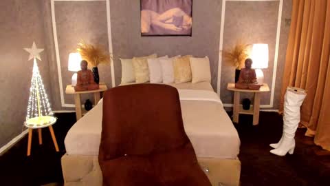 Goddess Mharian online show from December 29, 2024, 6:45 am