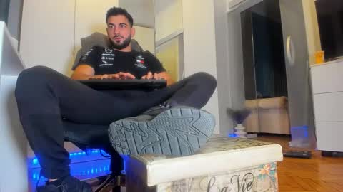 Matthew online show from October 6, 2025, 8:28 pm