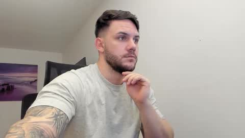 Snapshot of master_alexxxander chatting on November 28, 2025, 6:38 am Alex online show from November 28, 2025, 6:38 am