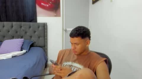 Snapshot of master_billy1 chatting on May 19, 2026, 5:03 am master_billy1 online show from May 19, 2026, 5:03 am