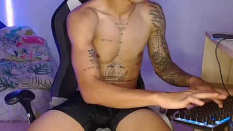 master_black777 online show from November 13, 2025, 3:22 pm