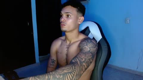 master_black777 online show from April 3, 2026, 1:58 am