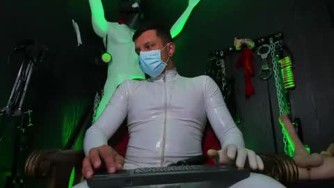 Master connor online show from April 21, 2026, 2:51 am