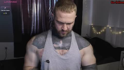 Snapshot of master_oil chatting on March 7, 2026, 12:02 pm Huge Alex online show from March 7, 2026, 12:02 pm