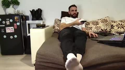 Snapshot of master_roberto333 chatting on December 2, 2024, 11:29 pm SIR online show from December 2, 2024, 11:29 pm