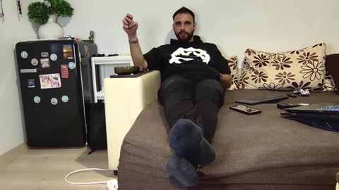 Snapshot of master_roberto333 chatting on December 7, 2024, 10:17 pm SIR online show from December 7, 2024, 10:17 pm