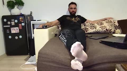 Snapshot of master_roberto333 chatting on December 8, 2024, 8:15 pm SIR online show from December 8, 2024, 8:15 pm