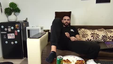 Snapshot of master_roberto333 chatting on January 8, 2025, 11:09 pm SIR online show from January 8, 2025, 11:09 pm