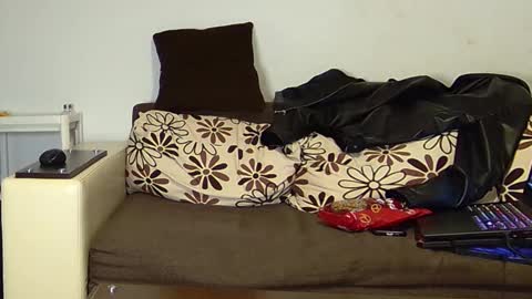 Snapshot of master_roberto333 chatting on January 28, 2025, 10:45 pm SIR online show from January 28, 2025, 10:45 pm