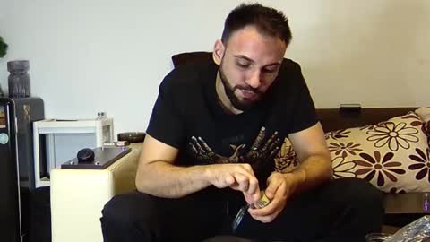 Snapshot of master_roberto333 chatting on January 30, 2025, 9:25 pm SIR online show from January 30, 2025, 9:25 pm