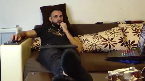 Snapshot of master_roberto333 chatting on January 31, 2025, 12:28 am SIR online show from January 31, 2025, 12:28 am