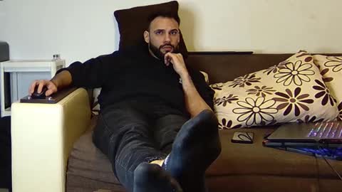 Snapshot of master_roberto333 chatting on February 5, 2025, 12:53 am SIR online show from February 5, 2025, 12:53 am