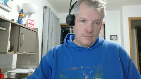 Snapshot of master_thorn chatting on February 17, 2025, 9:24 am Master Thorn online show from February 17, 2025, 9:24 am