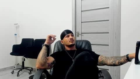 Snapshot of masterchris12 chatting on December 3, 2024, 9:01 pm masterchris12 online show from December 3, 2024, 9:01 pm