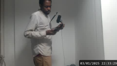 Snapshot of masterdomfuck chatting on January 4, 2025, 1:31 am Masterdomfuck online show from January 4, 2025, 1:31 am