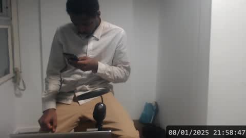 Snapshot of masterdomfuck chatting on January 9, 2025, 12:57 am Masterdomfuck online show from January 9, 2025, 12:57 am