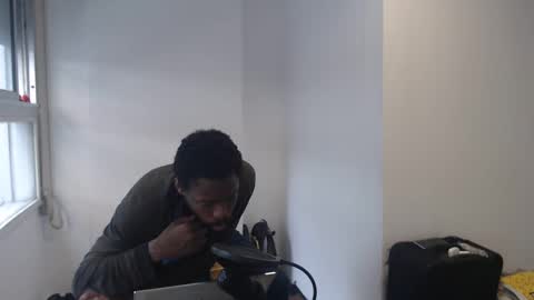Snapshot of masterdomfuck chatting on March 1, 2025, 7:26 pm Masterdomfuck online show from March 1, 2025, 7:26 pm