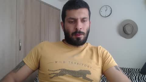 Snapshot of masterofinfatuation chatting on January 18, 2025, 3:59 pm   online show from January 18, 2025, 3:59 pm
