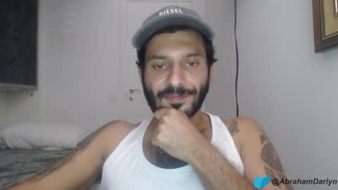 Snapshot of masterofinfatuation chatting on October 4, 2025, 12:58 pm   online show from October 4, 2025, 12:58 pm