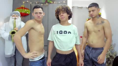 Team Cris Darwin- Fernando- Stiven- David online show from December 24, 2024, 2:33 pm