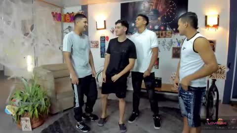 Snapshot of masters_sexx chatting on October 26, 2025, 11:27 am Team Cris Darwin- Fernando- Stiven- David online show from October 26, 2025, 11:27 am