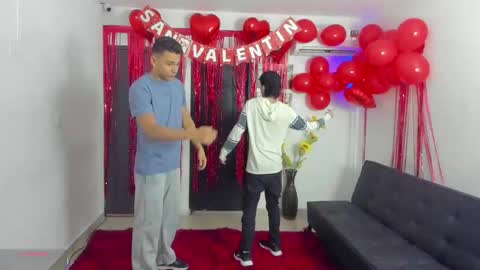 Snapshot of masters_sexx chatting on February 12, 2026, 11:27 am Team Cris Darwin- Fernando- Stiven- David online show from February 12, 2026, 11:27 am