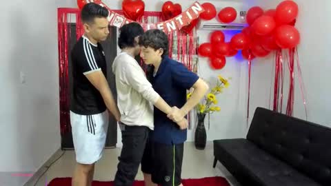 Snapshot of masters_sexx chatting on February 15, 2026, 11:30 am Team Cris Darwin- Fernando- Stiven- David online show from February 15, 2026, 11:30 am